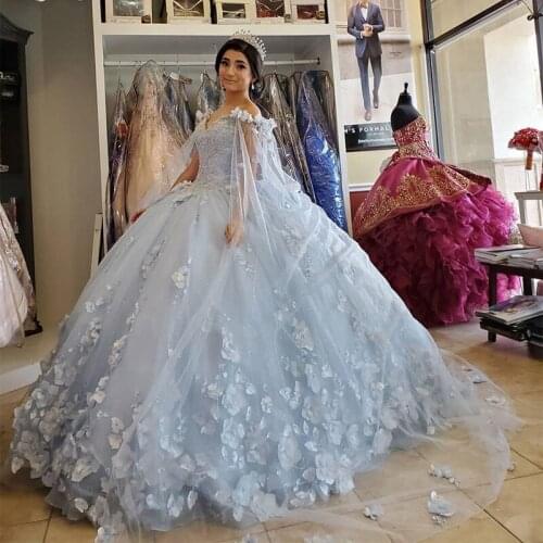 Stunning Beaded Ball Gown Quinceanera Dresses Off The Shoulder Neck 3D Appliqued Prom Gowns Sweep Train Tulle Sweet 15 Dress