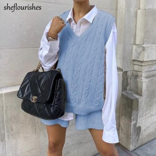 Vintage sweater set casual two piece set women sleeveless sweater oversized twist pullover korean high waisted shorts women blue