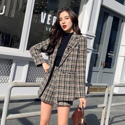 2021 jacket + high waist shorts two-piece suit tide Autumn and winter new fashion small fragrant tweed suit