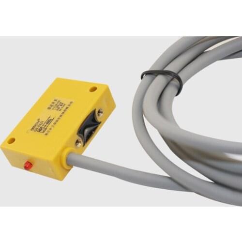 1PCS Inductive Proximity Switch 3 Wire Type Cylinder Inductive Sensor NPN NO 4mm