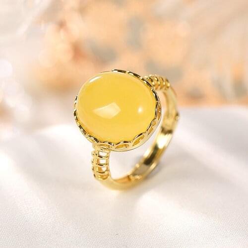 Natural 925 sterling silver gilt inlaid oval amber simple temperament amber rings resizable women rings ring jewelry