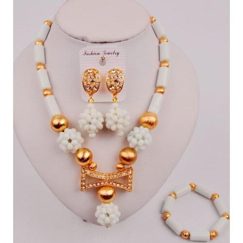 Pretty White Women Costume Necklace African Beads Jewelry Set ZQ8-07