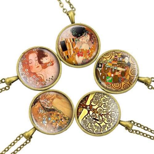 Retro Style Bronze Chain Necklace Gustav Klimt Painting Glass Cabochon Pendant Necklace Art Jewelry Gift for Women