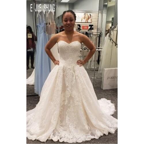 E JUE SHUNG New Fashion African Wedding Dresses Sweetheart Neck Zipper Lace Appliques Beaded Bride Wedding Gowns robe de mariee