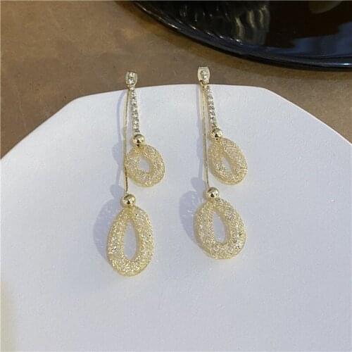 2021 New Korean Hot Girls Long Back Hanging Mesh Tassel Earrings Internet Celebrity Circle Personality Temperament
