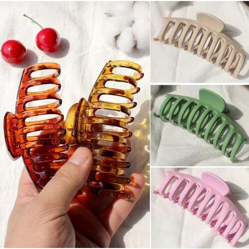 New 12 Colours Big 11CM Women Hair Claws For Bathing Hair Clips Girls Hair Accessories for Women Hair Styling Tool Crab Headwear