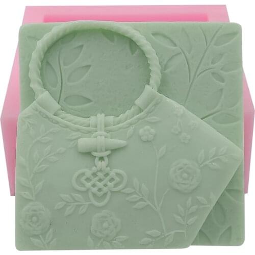 Monqui Chinese Style Knot Silicone Soap Molds Candle Molds Art Craft Molds Resin Molds