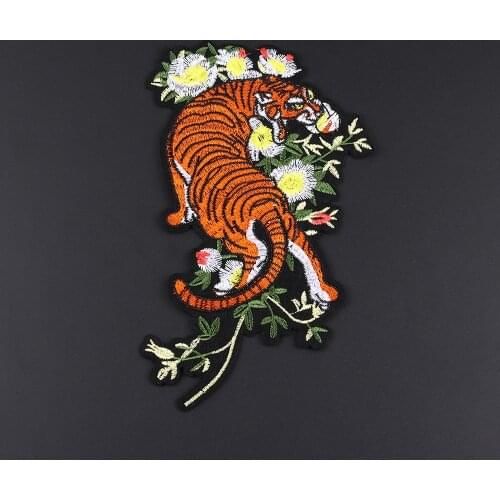 Flower Tiger Animal Fabric Patch Embroidery Iron On Patches For Clothing DIY Decoration Clothes Stickers Applique Badges