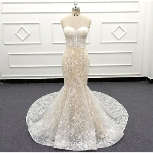 Molanda Hung Wedding Dress Shiny Lace Sweetheart Bridal Dresses With Cape Sparkling Dress Bones Zipper Court Train SJ338