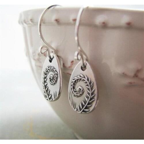 Waterdrop Hoop Earrings Handmade Teardrop Retro Leaf Hook Earrings Statement Fashion Jewelry Earrings Women Party Birthday Gift