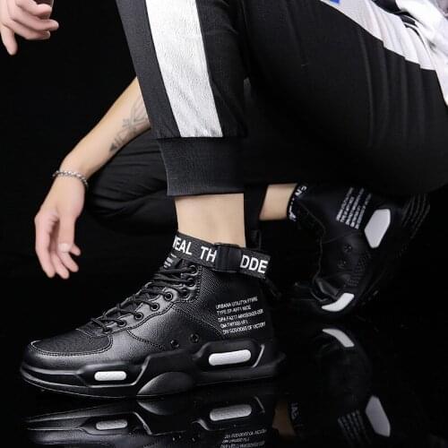 Mens Sports Shoes Men Casual Shoes Sneakers Fashion Light Breathable Mens High Top Male Sapatos Causal White Slip On