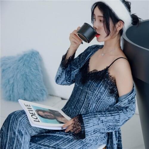 Autumn/winter velvet ladies pajamas long sleeve robe sexy lace suspenders wide-leg trousers warm home wear three-piece