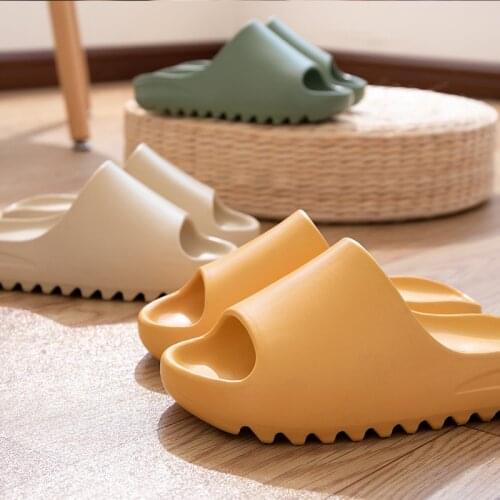 2021 Beach Love Couple Shoes Family Style Summer Fashion Trendy Slippers For Woman Man Home Slides Soft Bottom Indoor Slippers