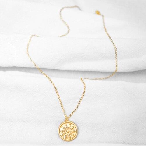 2019 New Fashion Round Coin Sun Pattern Pendant Necklace Women Party Chain Jewelry For Female Bohemian Choker Birthday Gifts