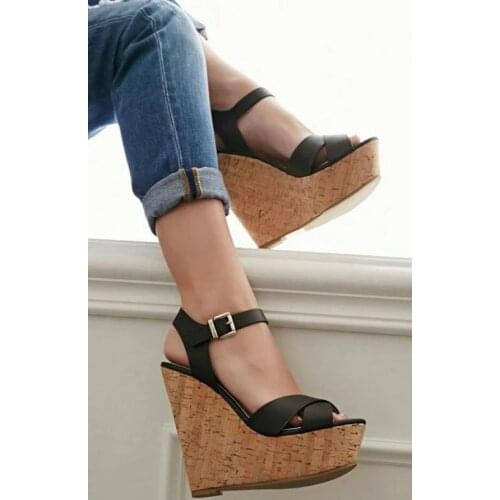 Carpaton Hot Selling Platform Wedge Sandal Sexy Peep Toe Buckle Strap Woman Shoes Summer Super High Leather Gladiator Heels