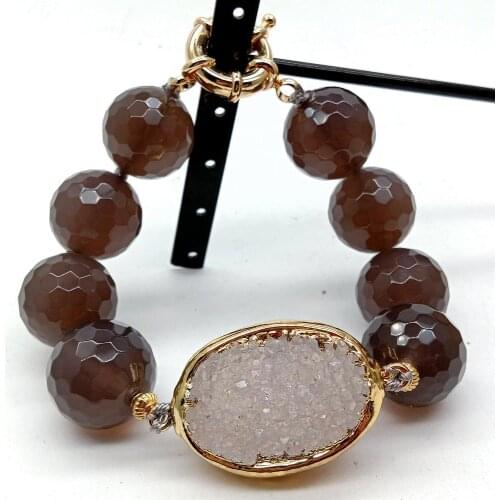 Y.YING 17mm Natural Gray Agate Faceted Round Bead Agate Druzy Connector Bracelet 8"