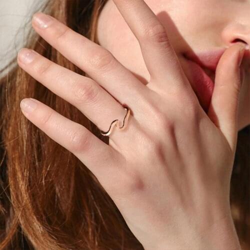 Ins Fashion Geometric Ring Personality Simple Wave Ring Ring Female Wave Hand Jewelry Creative Europe And American Jewelry