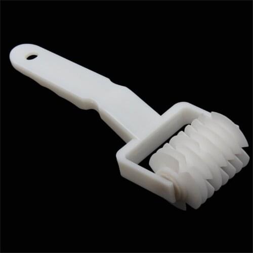 High Quality Pie Pizza Cookie Cutter Pastry Plastic Baking Tools Bakeware Embossing Dough Roller Small Size Lattice Cutter Craft