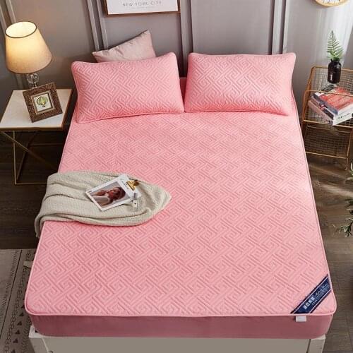 Brushed Quilted Bed Sheet Protects the Mattress From Dust and Dirt. Quilted Printed Fashion Mattress Cover