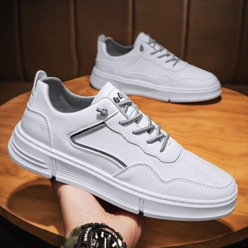 Mens Mesh Breathable Shoes Sport Running Casual High Quality Sneakers Microfiber leather trendy wild sneakers Vulcanized Shoes