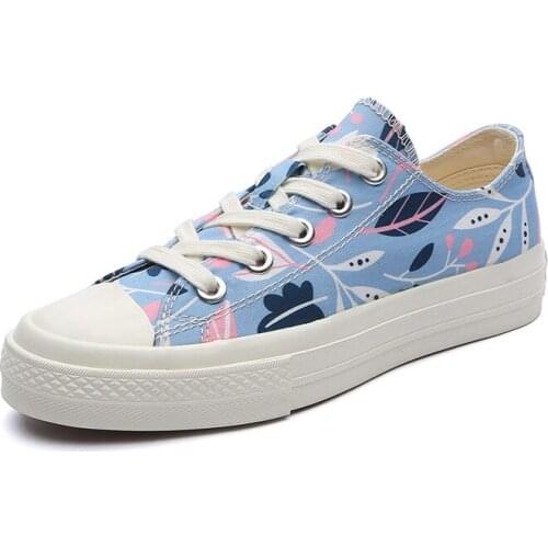 2019 Slip-on Loafers Casual Shoes Vulcanized Shoes With Flower Picture Canvas Shoes Women Shoes