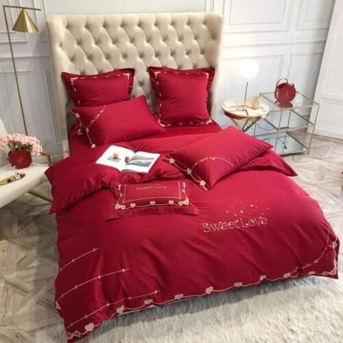 2020 Golden Heart Bedding Set Satin Embroidery Bed Set Warm red Bedding High end home textiles household Ladies/Girls Bed linen
