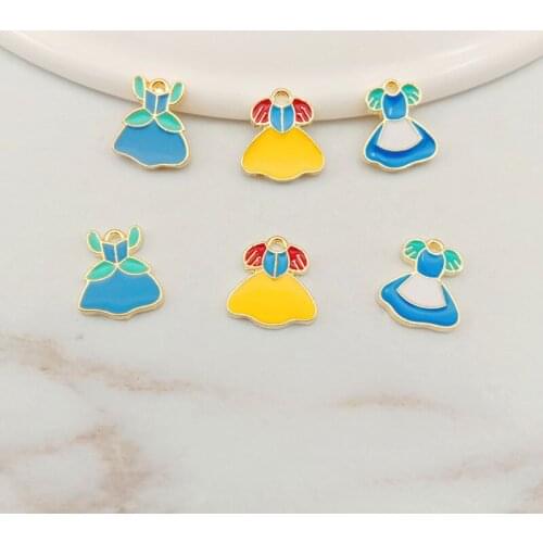 New 100pcs 13*14mm Kawaii Princess Girl Dress Enamel Alloy Pendants Ornament Accessories DIY Earring Floating Oil Drop Charms