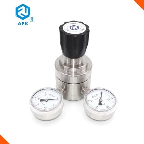 R13 SS316L 3/4" NPT connection with 2 pressure 3000psi 1000psi gauges high flow hydrogen helium gas regulator