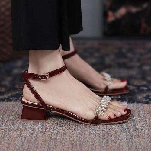 2021summer New Transparent Pearl T-buckle Open-toe Sandals Female Korean Version Wild Thick Heel with Skirt Roman Ladies Sandals