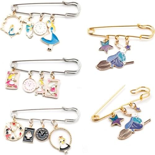 Women Men Pins&Brooches Cute Girl Rabbit Brooch Buckle pin Bags Hat Decoration Enamel Pin Unique Jewelry Safety Pins
