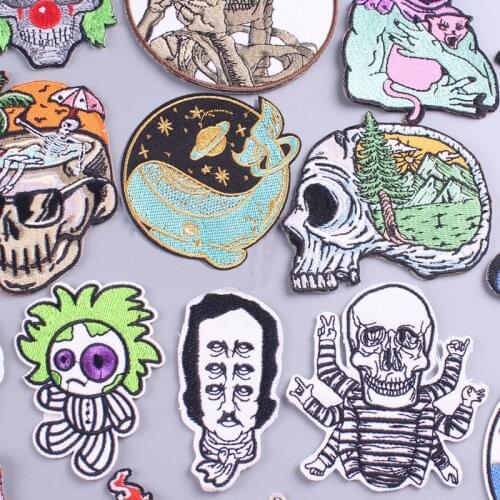 Punk Skull Embroidered Patches For Clothing Iron On Outdoor Travel Patches For Clothes Appliques For T-shirt Jean Cartoon Patch