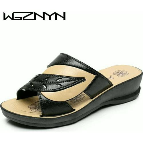 NEW Summer women flat sandals Shoes woman black white beach slippers round toe comfortable sandals flip flops female shoes W001