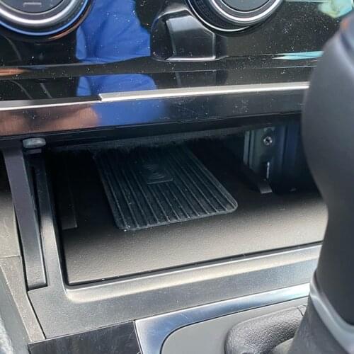 15W car QI wireless charger phone adapter fast charging phone holder for VW Golf 7 MK7 2014-2018 accessories for iPhone 8 11