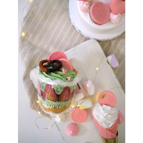 INS Simulation Bobo Cup Cake Dessert Cup Aritificial Ice Cream Model Selfie Hall Photography Props U-shaped Wedding Party Decor
