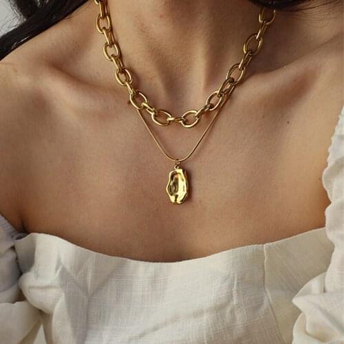 2021 New Design Punk Multilayered Gold Crude Chain Choker Necklace For Women Irregular Round Pendant Gift Necklace Jewelry