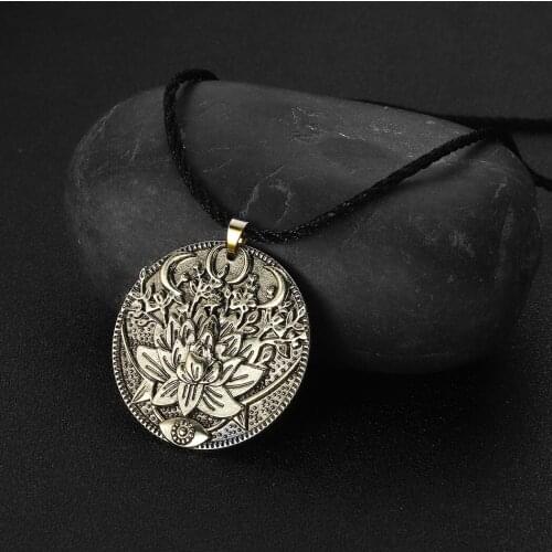Antique Engraved Triple Moon Evil Eye Lotus Necklaces for Men Witchcraft Amulet Disk Pendant Talisman Wiccan Jewelry Gift