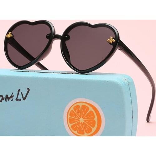 Fashion Hear Children Sunglasses Classic Boys Girls Baby Sun Glasses Brand Design Vintage Kids Eyeglasses Plastic Uv400