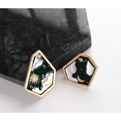 Fashion creative joker irregular geometry earrings only beautiful moon and sky stud earrings jewelry accessories
