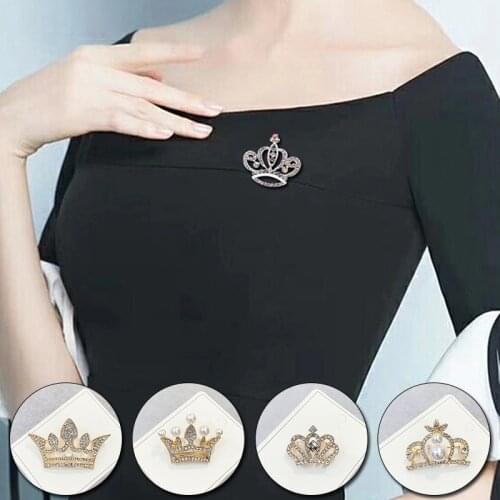 Fashion Crystal Pearl Brooch Large Luxury Rhinestone Metal Pin Korean Silver Color Brooch Wedding Jewelry Accessories Gifts