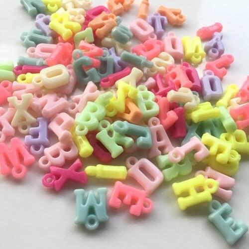 Meideheng acrylic hanging hole spring color letters beads for Jewelry making Childrens enlightenment education 18mm 50pcs/bag