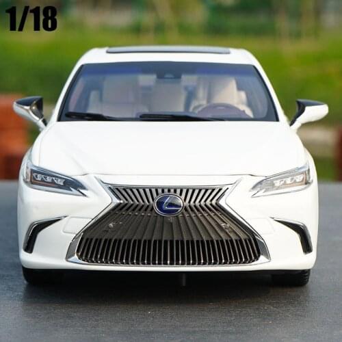 New 1:18 LEXUS ES 300H Advanced Alloy Car Diecast Metal Model Toy Vehicle Collection With Original Box