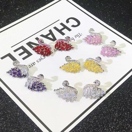 YJGS Exquisite AAA Zircon Swan Personality Stud Earrings High Quality Rhinestone Animal Ear Stud For Female Banquet Accessories