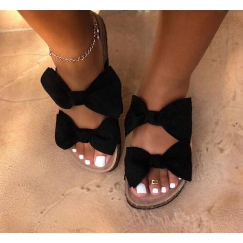 Free send 2019 new womens beach shoes bow cross thick sandals outdoor wild travel student home slippers