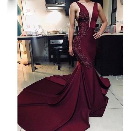 Burgundy Mermaid Arabic Dubai Evening Dresses Deep V Neck Beading Lace Formal Evening Gown Sweep Train Party Dress robes de soir