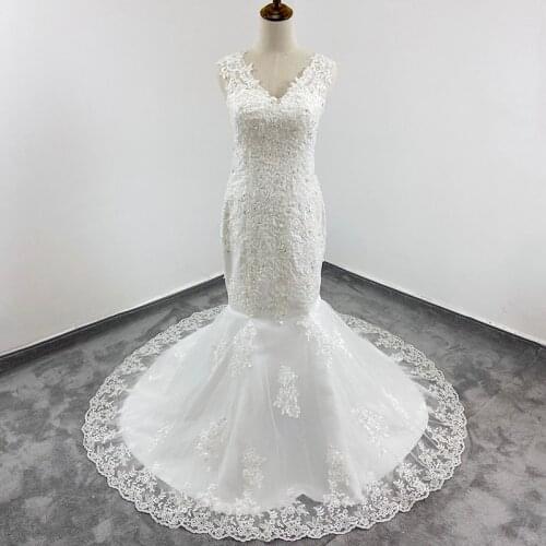 Luxury V-neck Wedding Dress With Court Train 2021 New Simple Lace Sleeveless Mermaid Dress Zipper Vestido De Noiva Customize