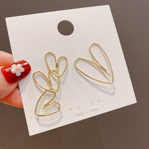 Simple Asymmetric Heart String Stud Earrings Hollow Peach Heart Hanging Dangle Love Earrings Geometric Women Girl Ear Jewelry