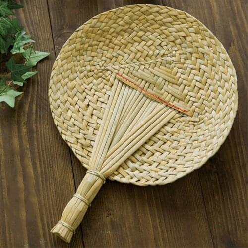 Vintage Hand-Woven Fan Innovative Handmade Cattail Leaf Braided Round Hand Held Wind Fans