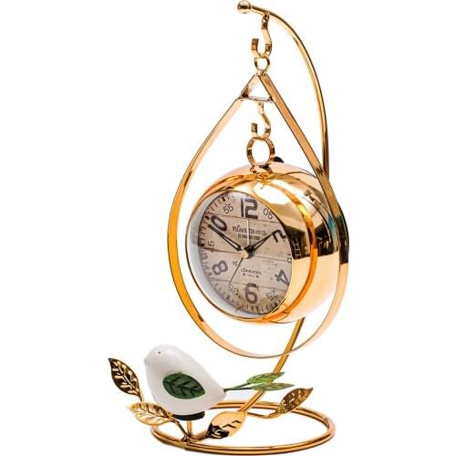 Nordic Golden Table Clock European Style Luxury Bedroom Table Clock Modern Design Metal Relogio Parede Home Decorations QAB50TZ