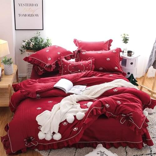Red 100S Egyptian Cotton Embroidery Luxury Royal Bedding Set 4pcs King Queen Wedding Bed Sheet set Duvet cover Pillowcase 6pcs