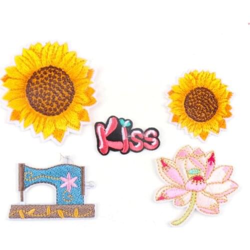 Mix Iron On Patches For Clothing Sunflower Butterfly Embroidery Patch Appliques Badge Stickers For Clothes 40-63mm 10pcs MZ329